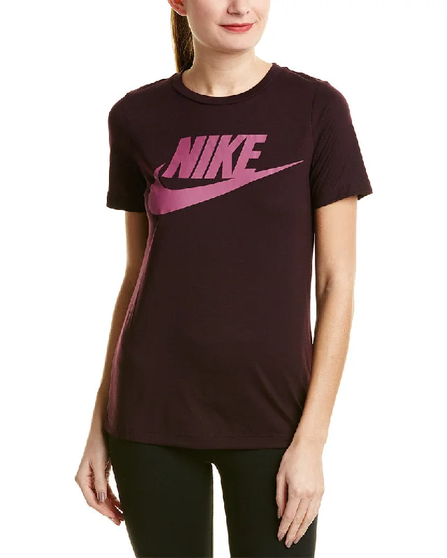 Nike Essential T-ShirtArtist T-Shirts